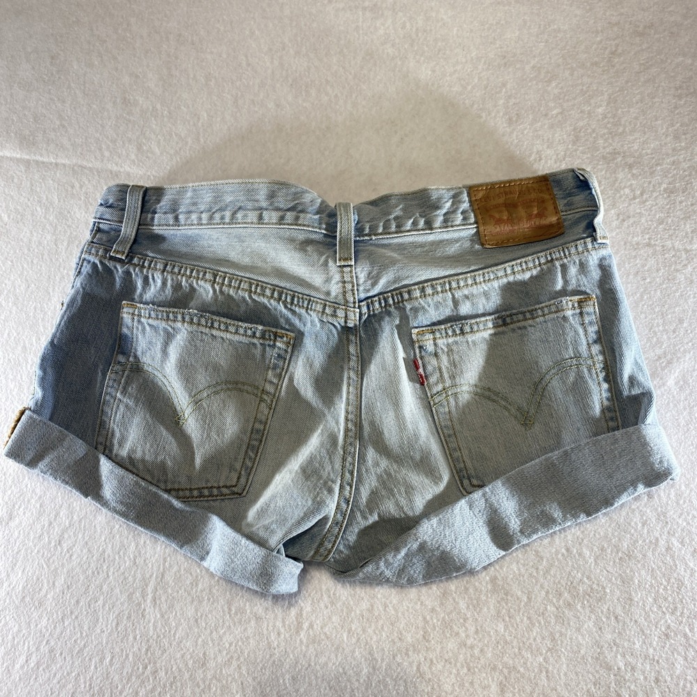 Levi's 501 High Rise Cutoff Shorts W28 Button Fly Distressed Light Wash - Picture 6 of 8